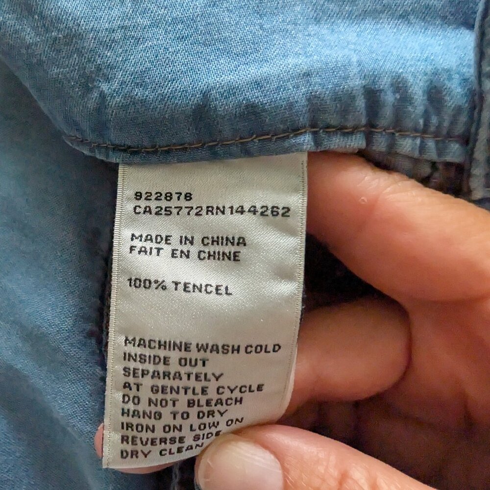 3/$30 Dex chambray wide leg pants - Picture 5 of 8